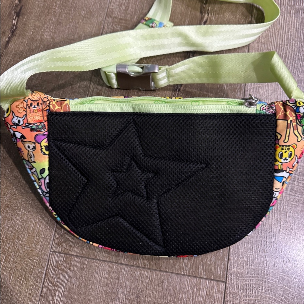 Tokidoki x JuJuBe Fanny pack - Picture 2 of 9